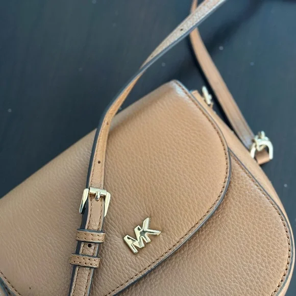 Michael Kors Tan Pebbled Leather Crossbody Bag - Picture 1 of 5